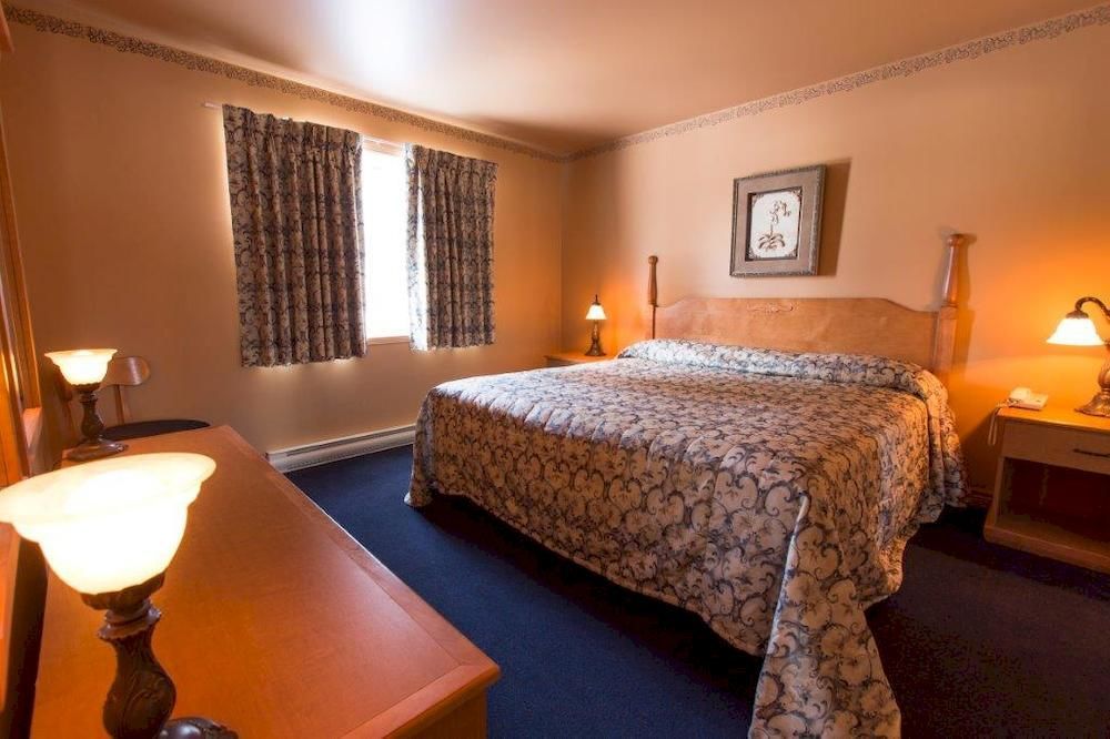 Travelodge By Wyndham Дрюммондвилл Экстерьер фото